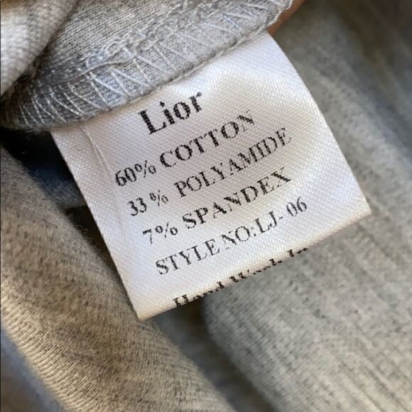 Hi Lo Tunic Length V Neck Top - Picture 5 of 5